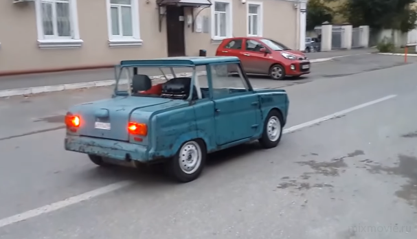 Бешеная инвалидка с мотором от спорт байка