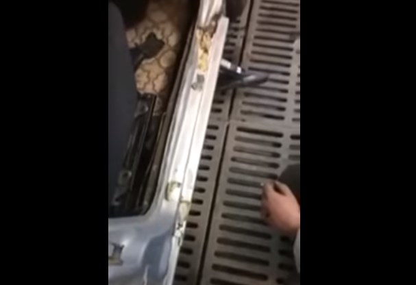 Монтажной пены много не бывает