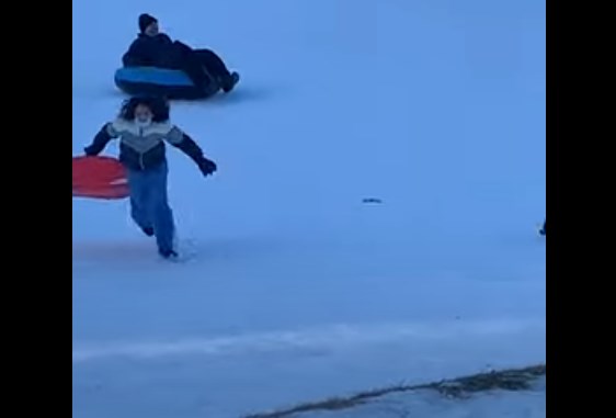 Эпично впечатался в женщину!!! ?