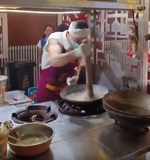 Сумасшедший уличный повар