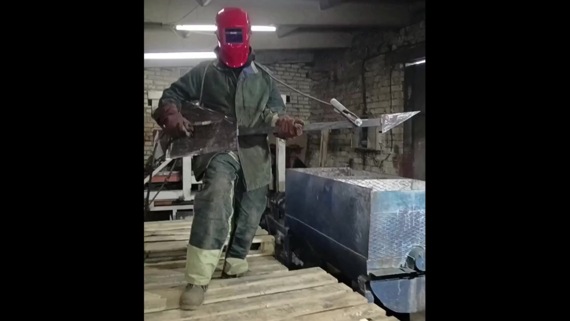 Музыкальная пауза))