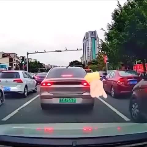 Лайфхак из Китая, как вклиниться в ряд