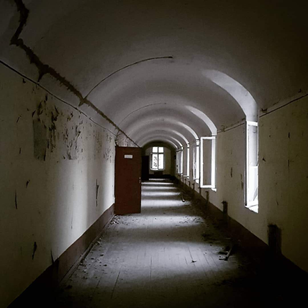 Побалуйте себя по-настоящему: готическая резиденция с историей по цене квартиры в Москве