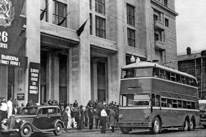 Двухэтажные гиганты Москвы: почему они не прижились?